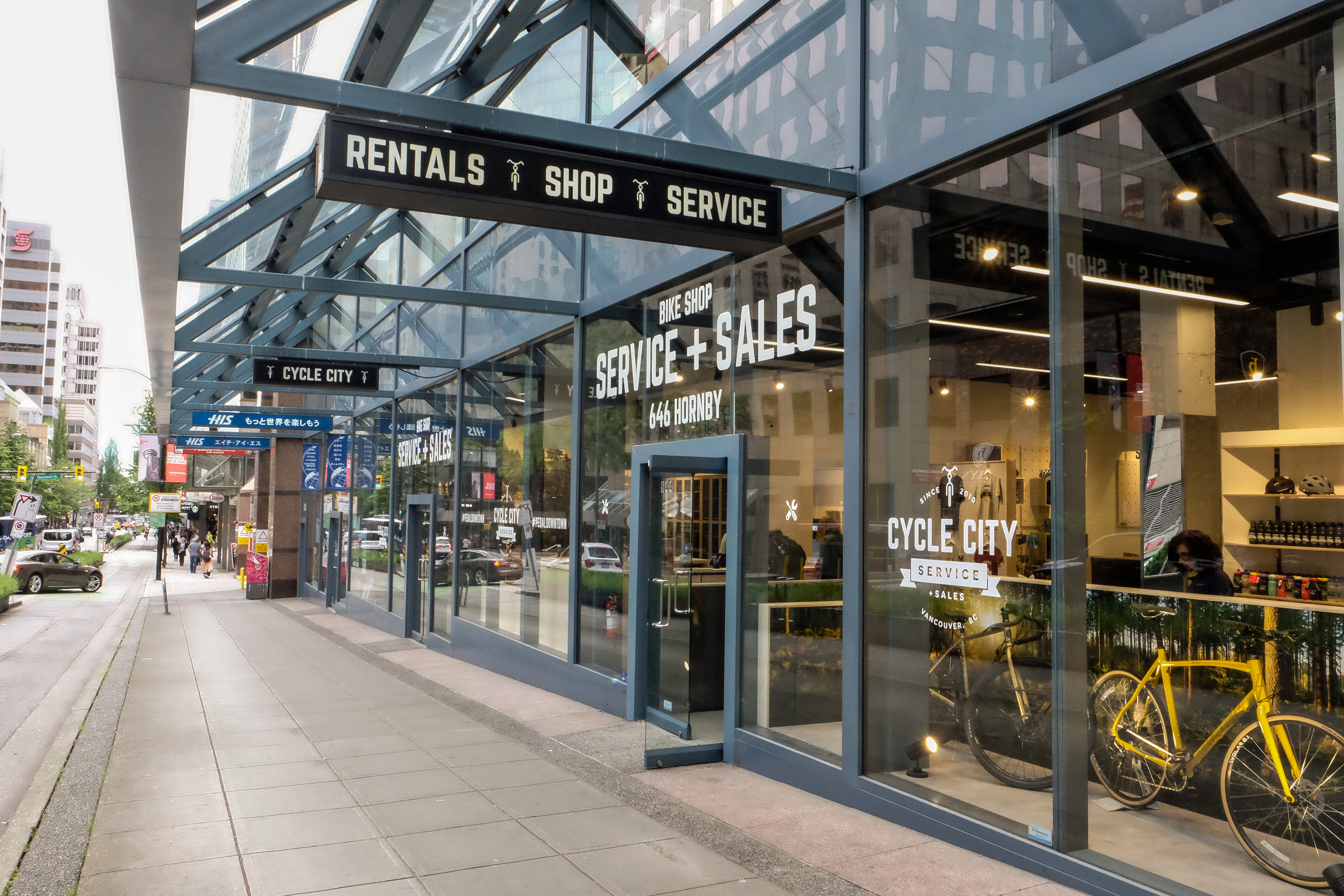 Cycle City Vancouver's storefront located at 646 Hornby Street.