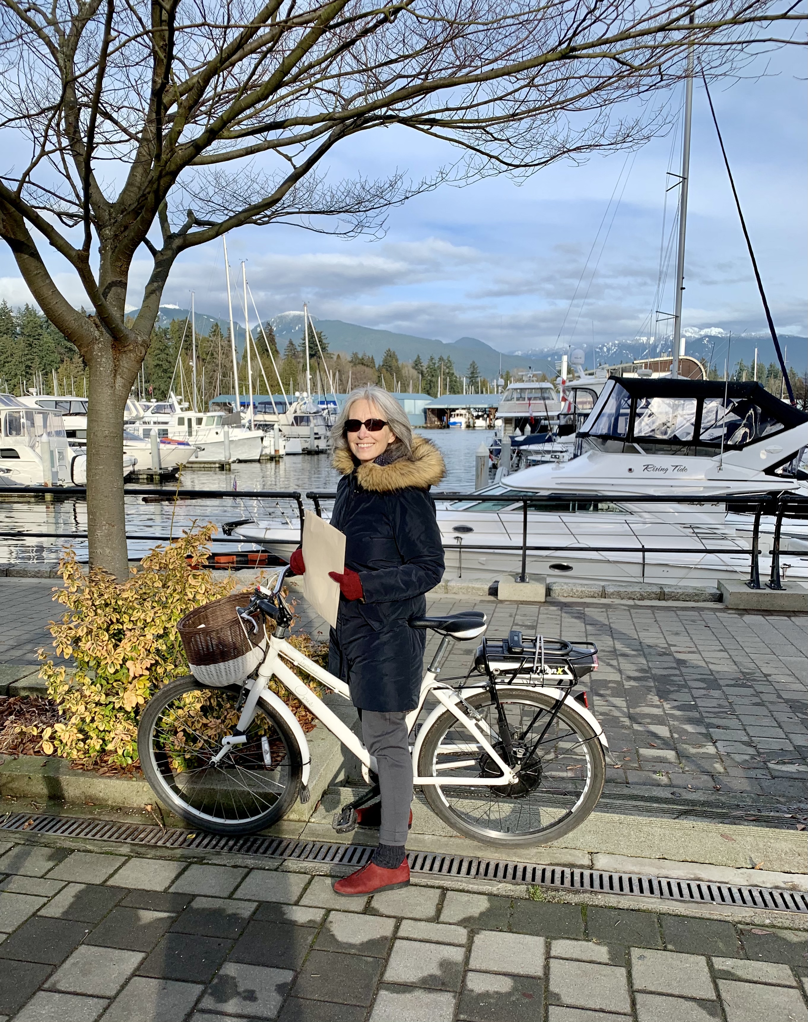 Dr. Kay supports cycling.